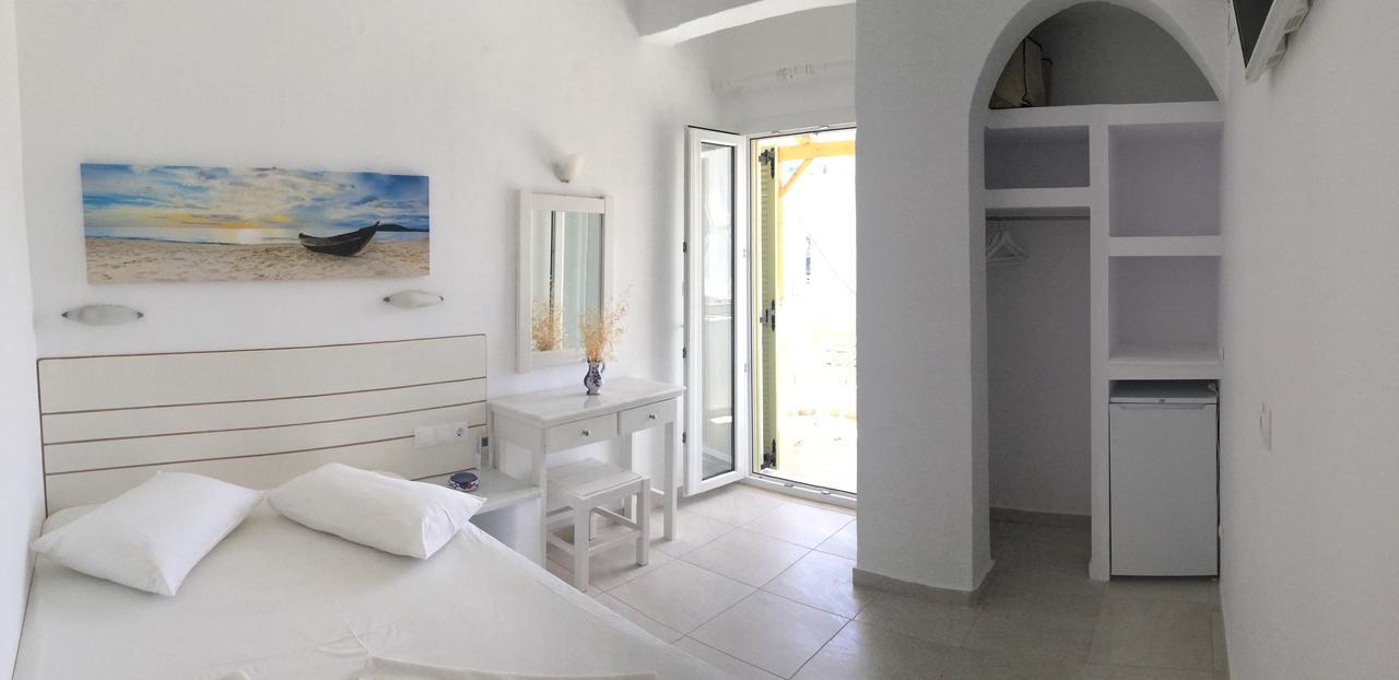 Aegeo Inn Antiparos by Eksteriør billede